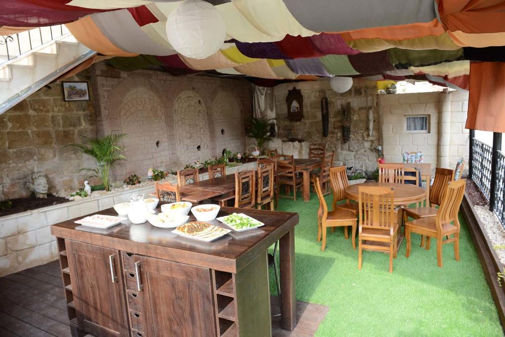 Mensa Christi Guesthouse นาซาเรธ ภายนอก รูปภาพ
